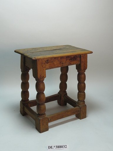 stool, joint