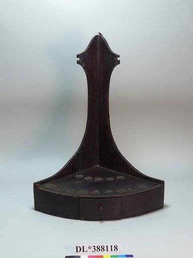Tobacco Pipe Rack