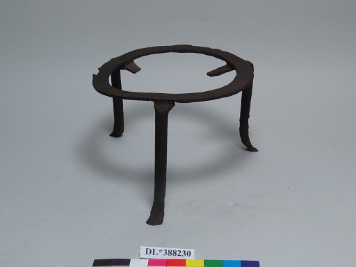 Trivet