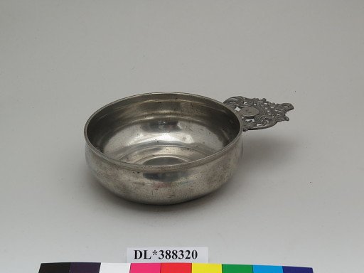 Porringer