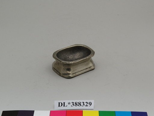 Salt Dish