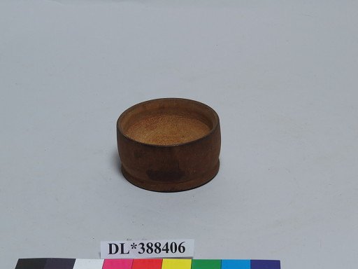 box, saffron