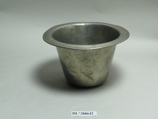 Close Stool Pan
