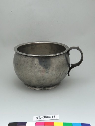 Chamber Pot