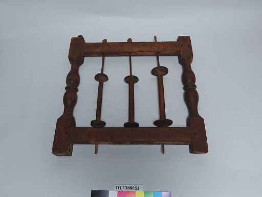 rack, spool