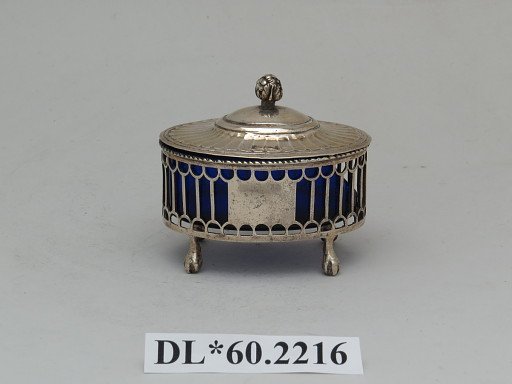 Salt Dish