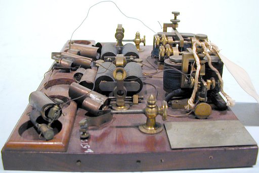 Hamilton telegraph repeater patent model