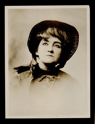 photograph Minnie Fiske as" Salvation Nell"