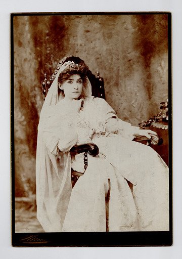 Minne Fiske as Tess in "Tess of the D'Urbevilles"