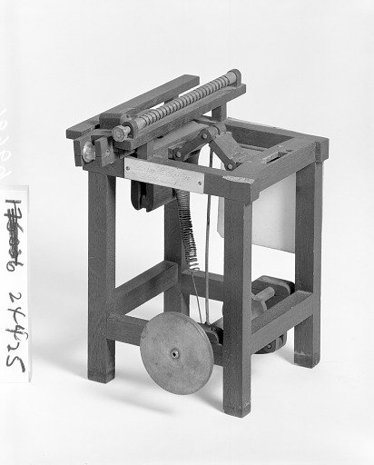 Patent Model of a Machine for Shaping the Backs of Books