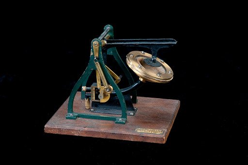 Mayhew Diaphragm Steam Engine, Patent Model