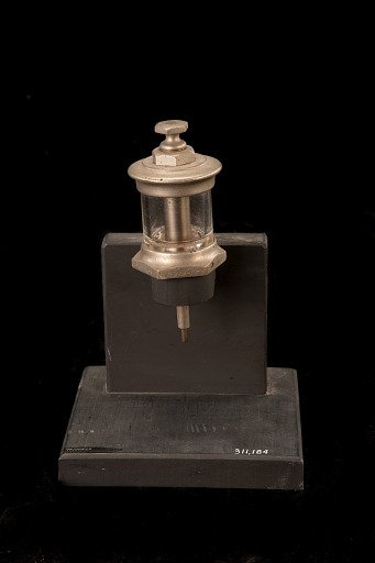 Intermittent Gravity Oiler