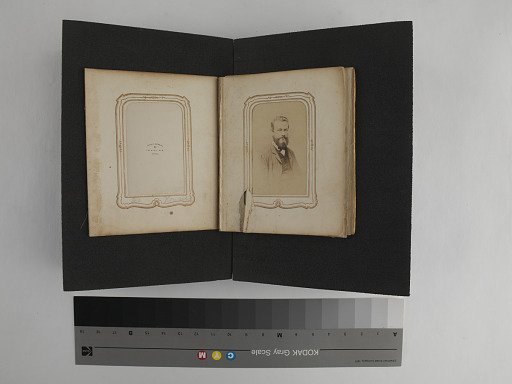 pages, carte-de-visite album