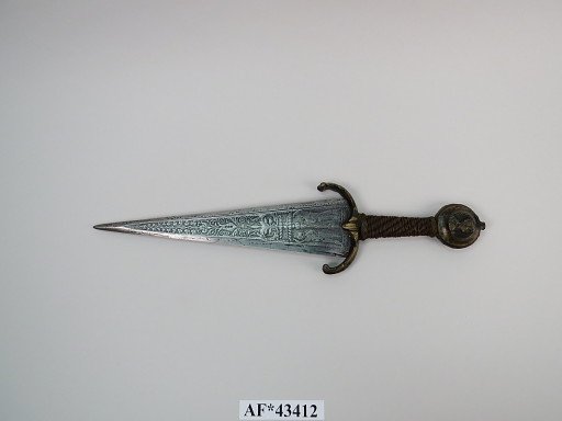 dagger