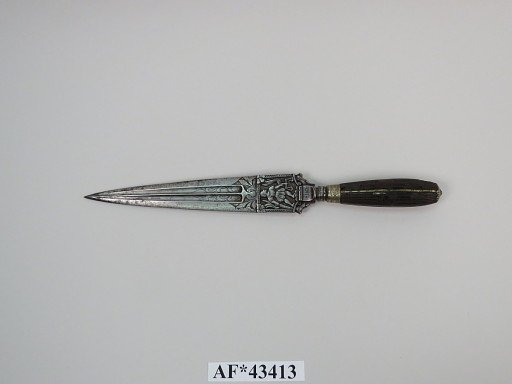 dagger