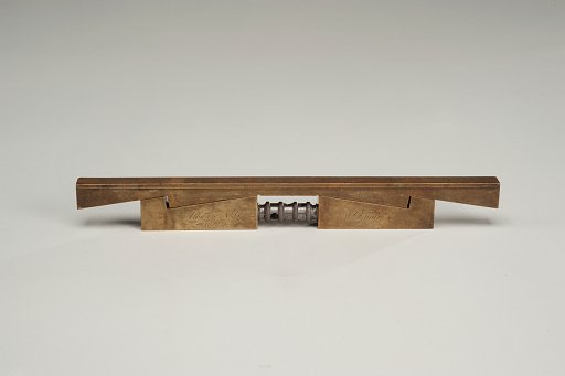 Patent model for printers' sidesticks and quoins