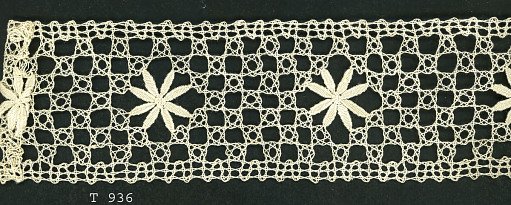 Amoy Lace Guild Bobbin Lace Sample