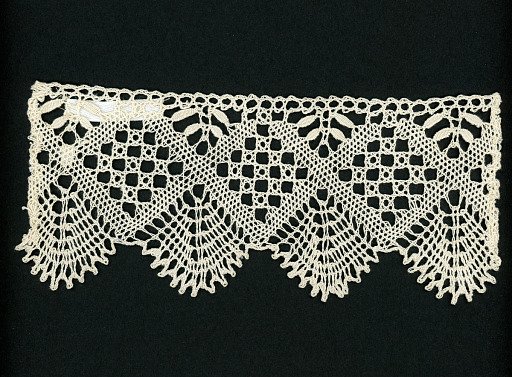 Amoy Lace Guild Bobbin Lace Sample