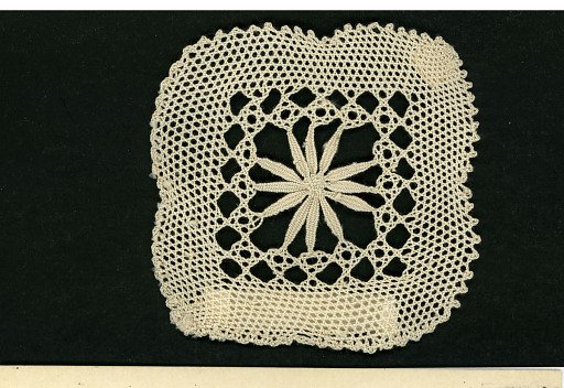 Amoy Lace Guild Bobbin Lace Sample