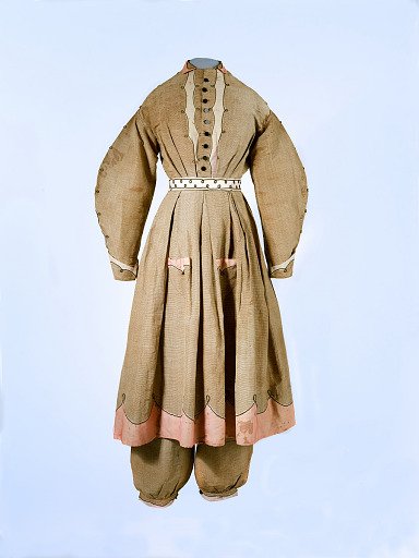 gymnasium suit, 3-piece