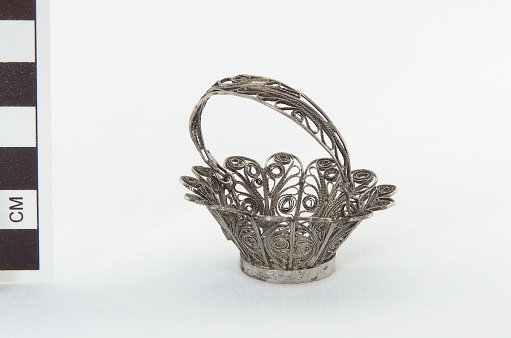 Miniature vessel