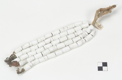 Bead/beads