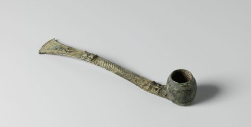 Ritual wine scoop with monster heads and a dragon