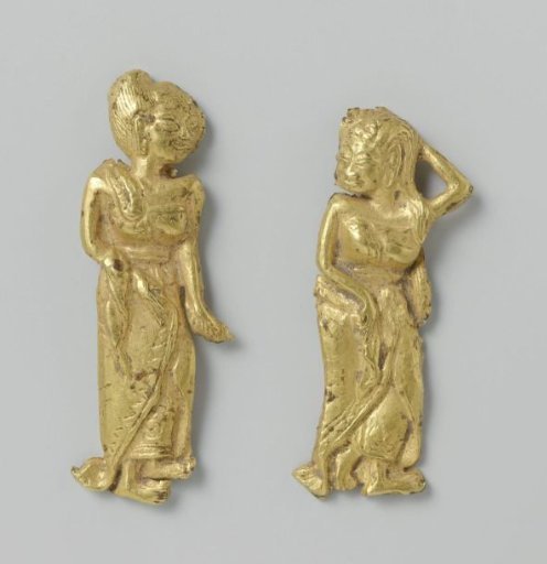 Pair of female figures