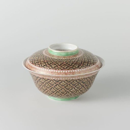Covered bowl