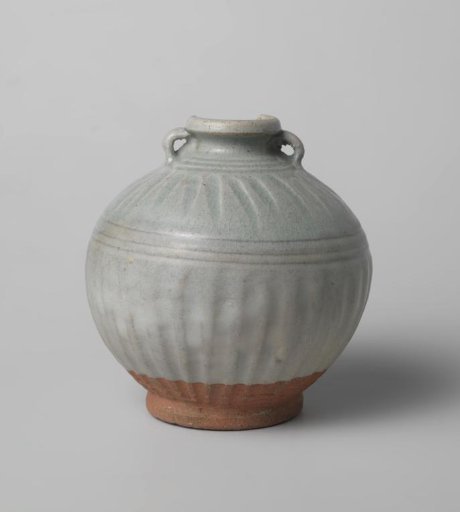 Round-bodied jar with fluted sides