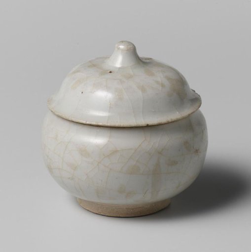 Covered jar with a bluish white glaze