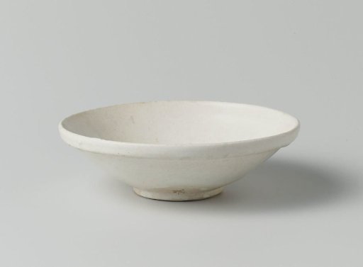 Bowl with a cream colored glaze