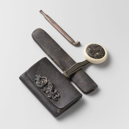 Snuffbox and Pipe Case