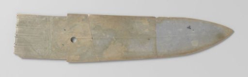 Dagger-axe
