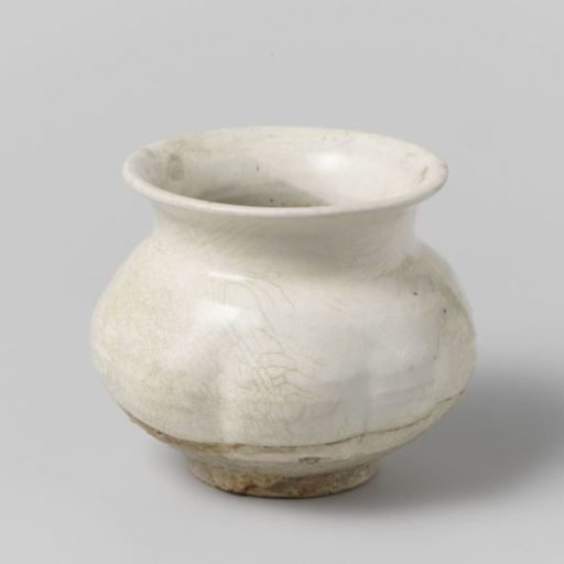 Jar with fluted sides