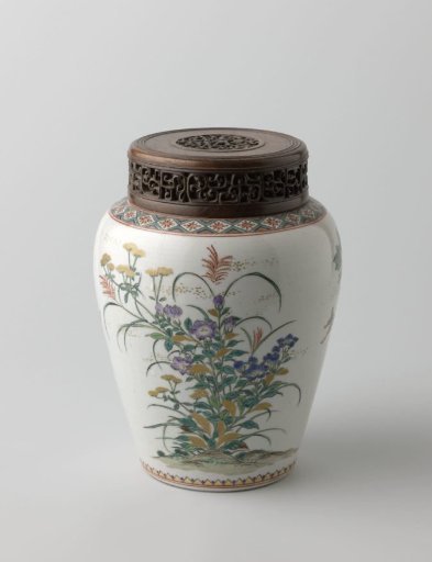 Wooden cover of jar