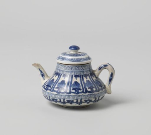 Miniature teapot with stylized lotus scrolls, ruyi-motif and ornamental borders