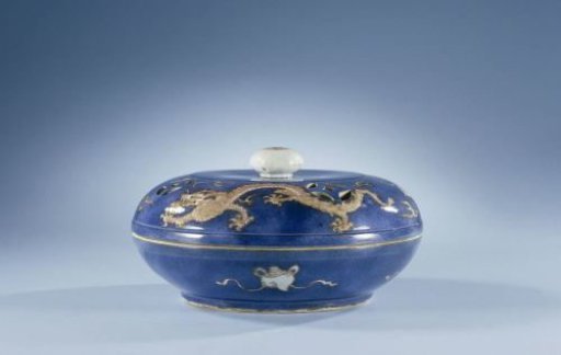 Box with dragons and pierced cover