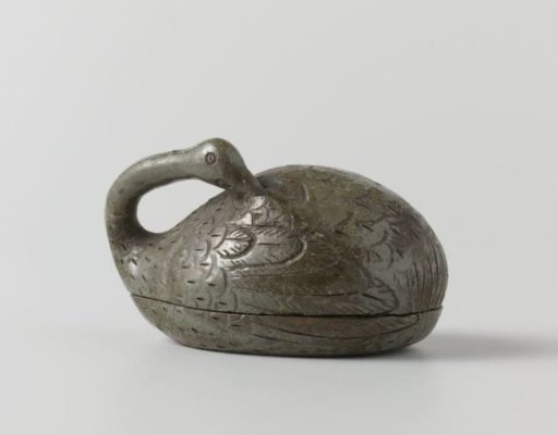 Incense box in the shape of a crane