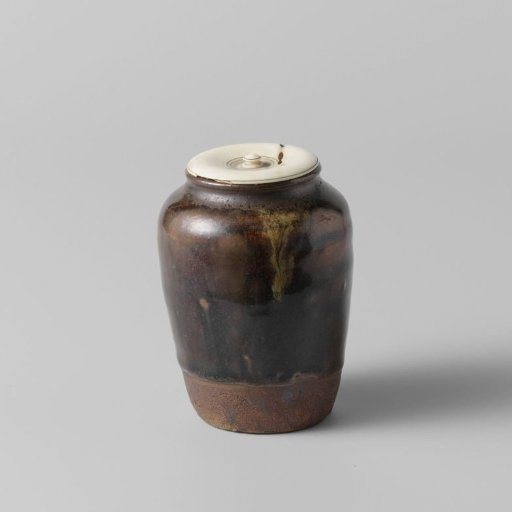 Tea caddy with a grey brown glaze