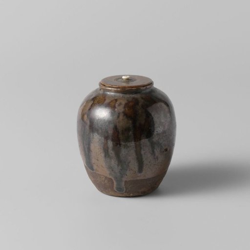 Tea caddy with a goldenbrown glaze