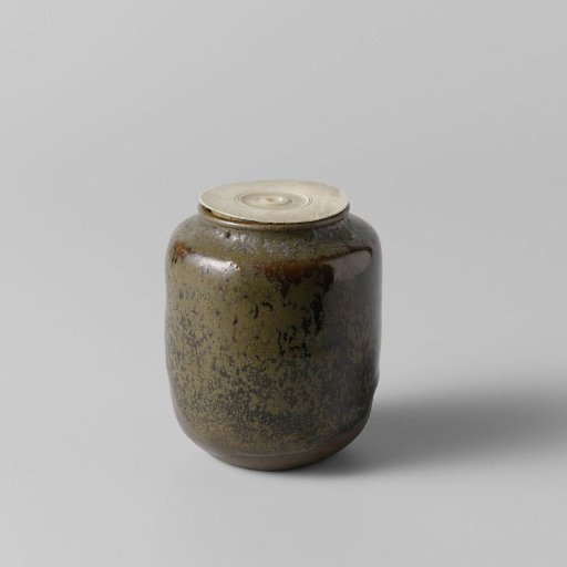 Tea caddy with a green brown glaze