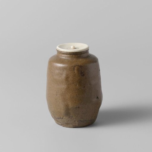 Tea caddy with a brown glaze