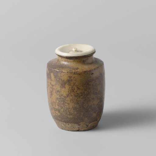 Tea caddy with a light brown glaze