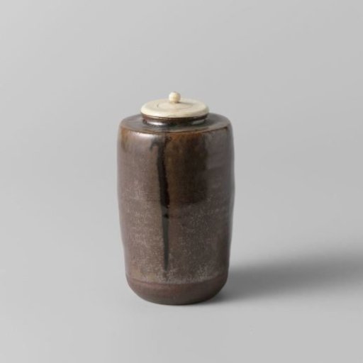 Tea caddy with a goldenbrown glaze