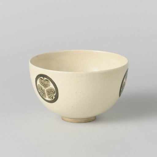 Kyoyaki Bowl with a Mon (Family Emblem) with Three Hollyhock Leaves
