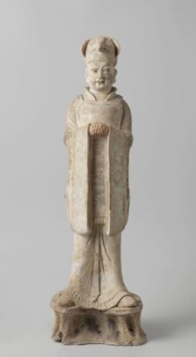 Tomb figure of a dignitary