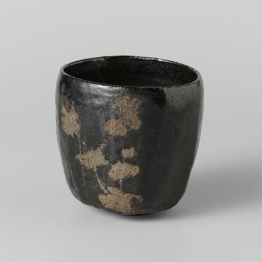 Black Tea Bowl with Plant Motifs
