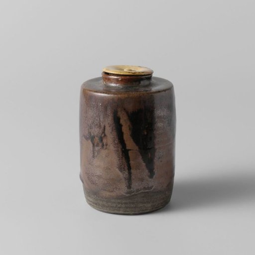 Tea caddy with a brown glaze