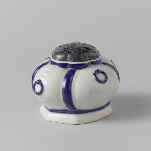 Incense burner with lobed sides, moulded rings and a metal cover